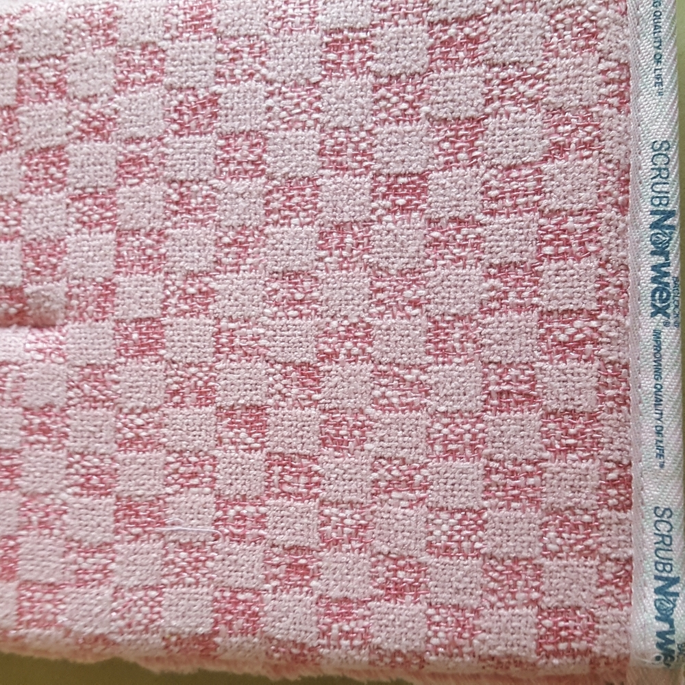 New Norwex bathroom scrub mitt